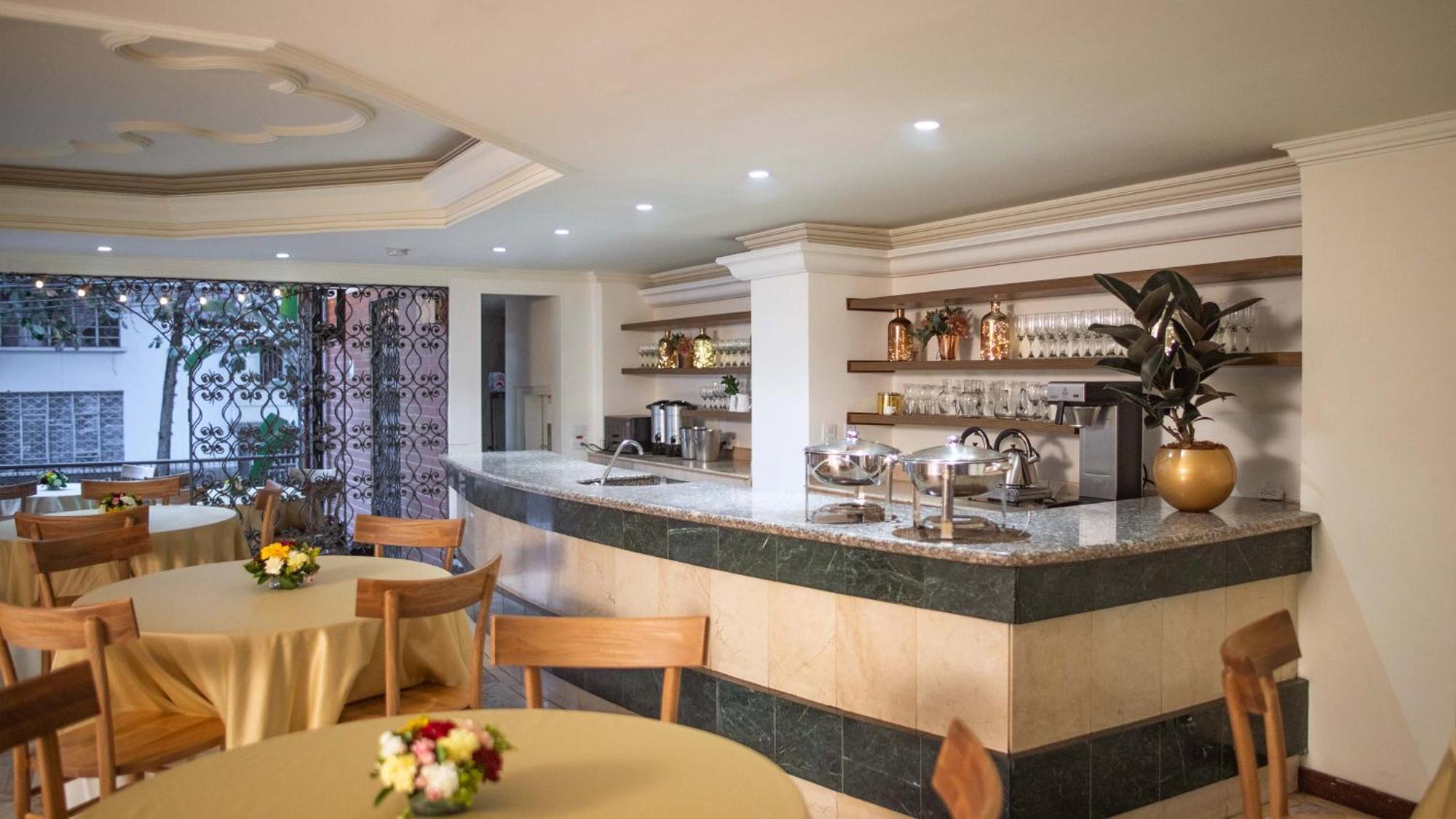 Hotel Casa Laureles Medellín Exteriör bild